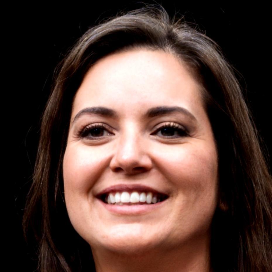 Portrait de la formatrice spécialisée en budgets